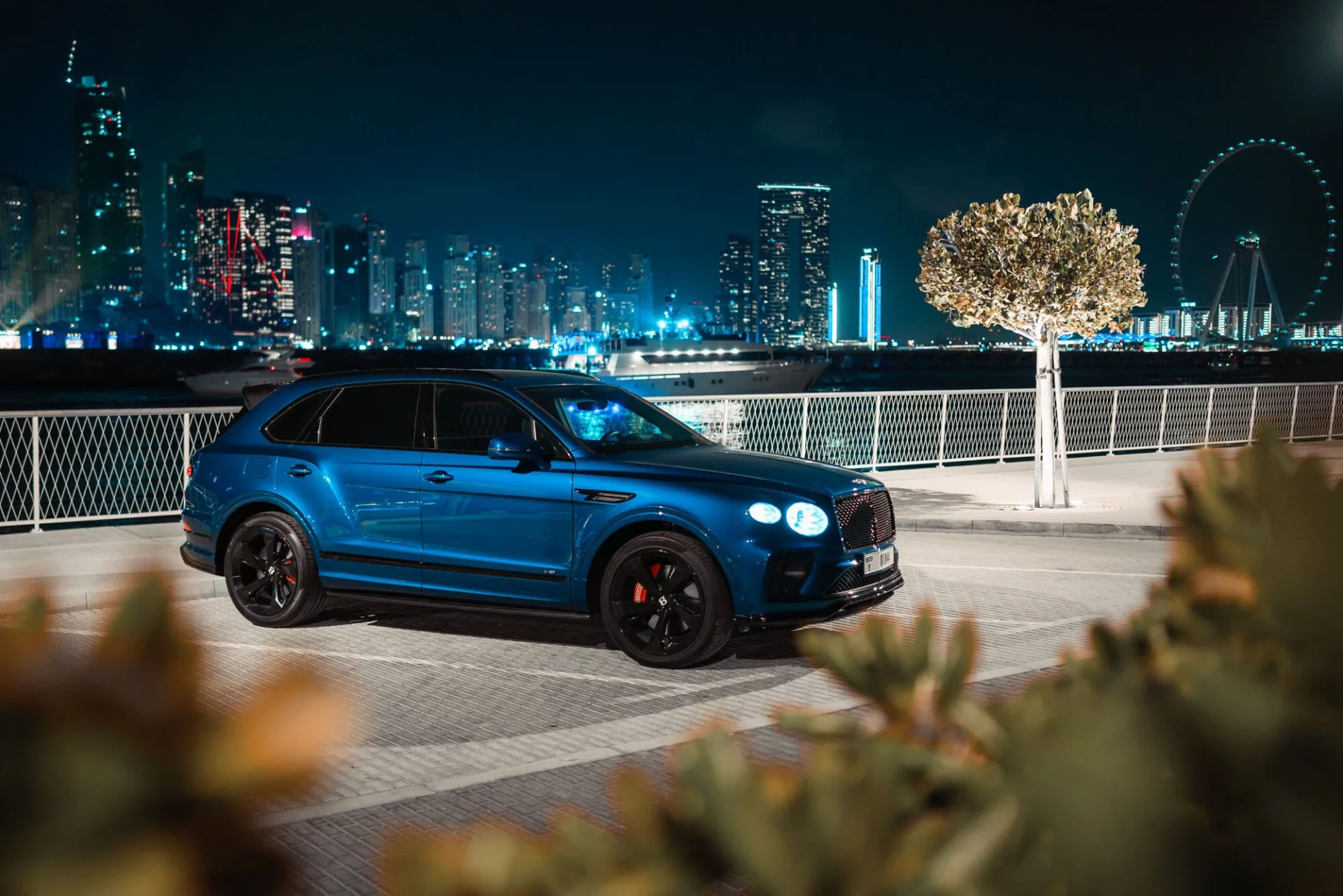 bentley-bentayga-blue-1