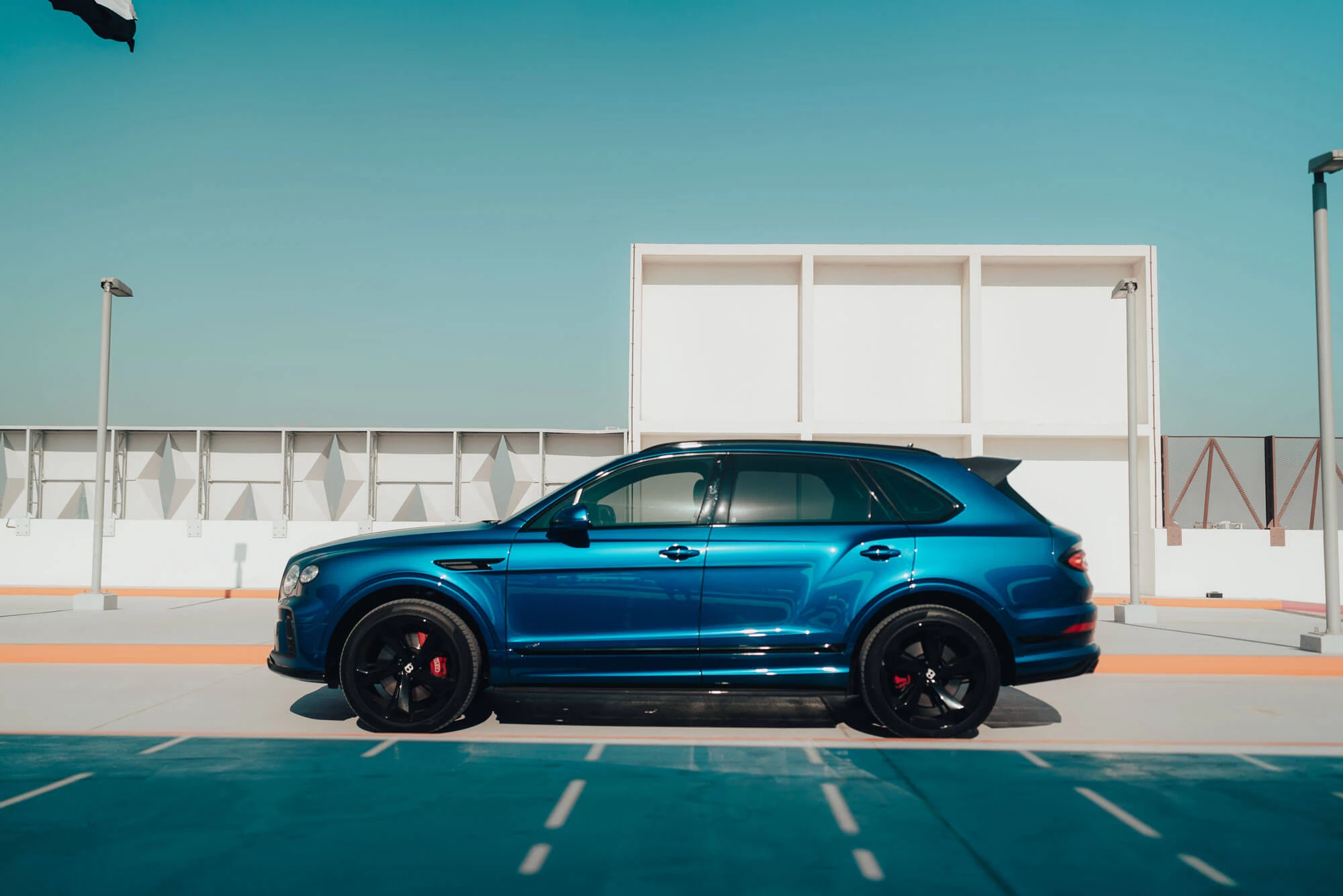 bentley-bentayga-blue-3