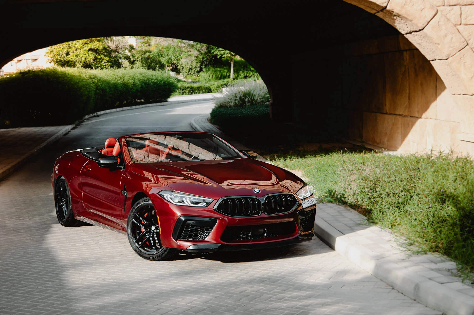 bmw_m8_competition_red_01