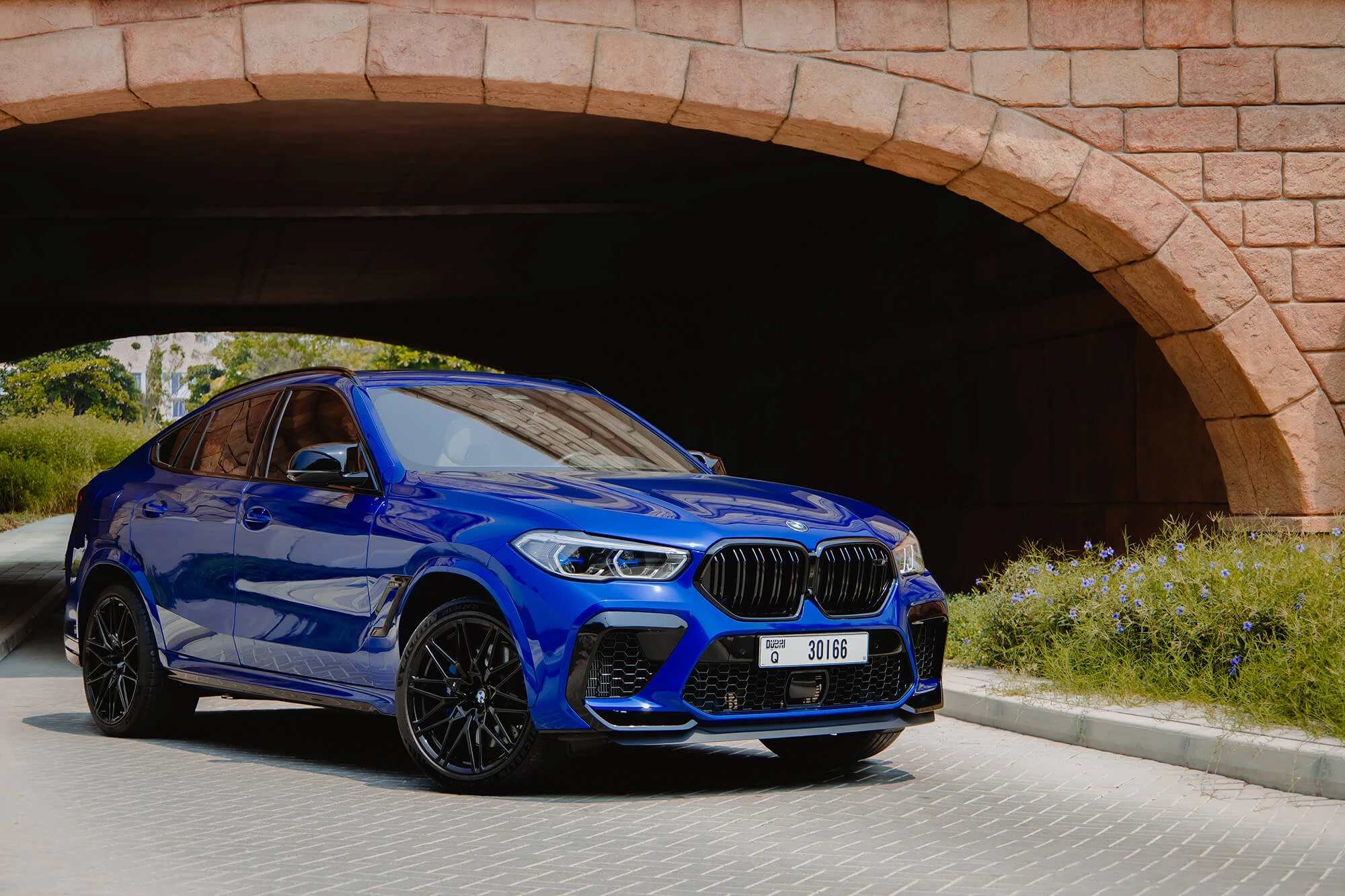bmw_x6_m_competition_blue_01