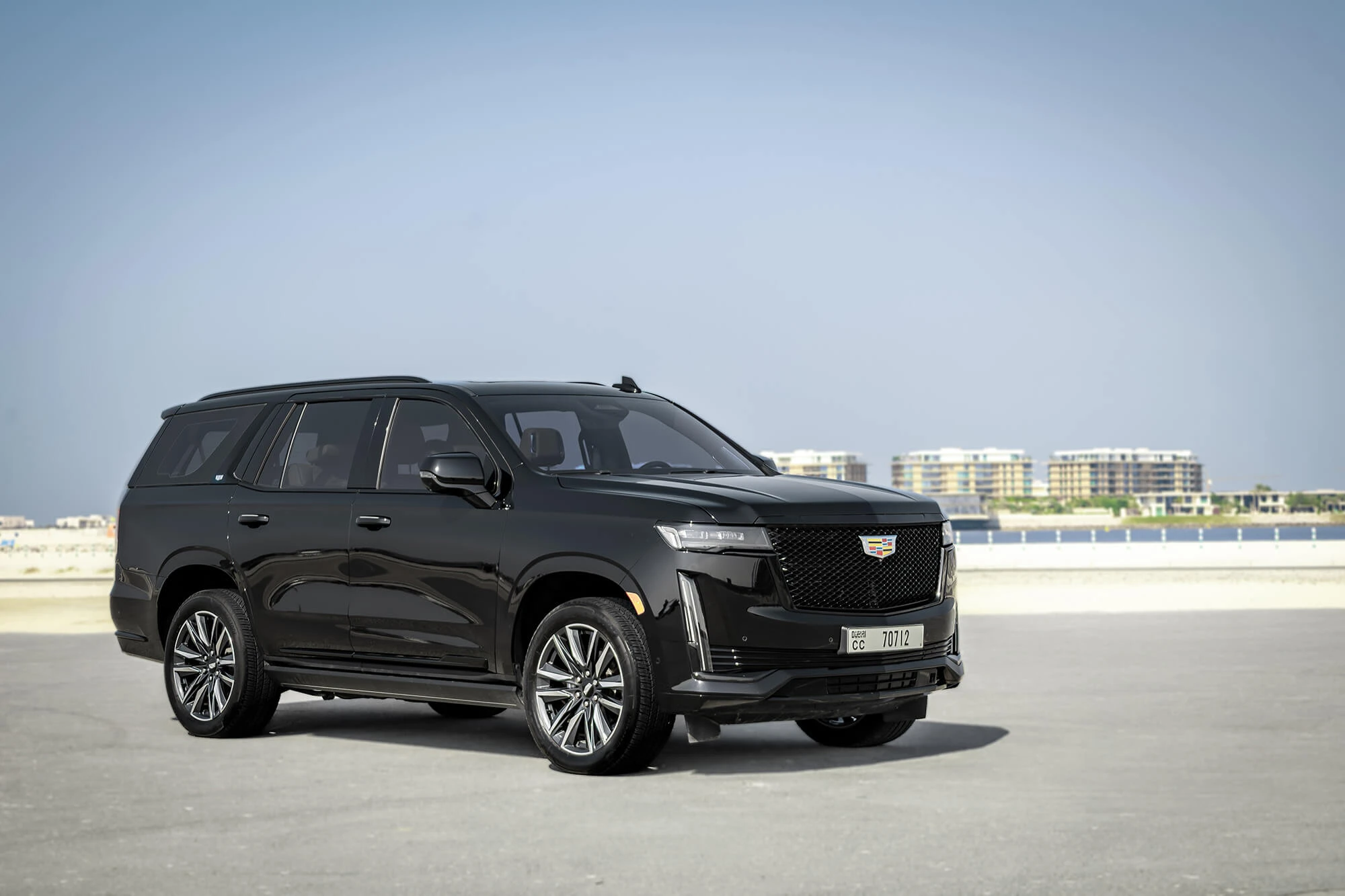 cadillac_escalade_600_black_03