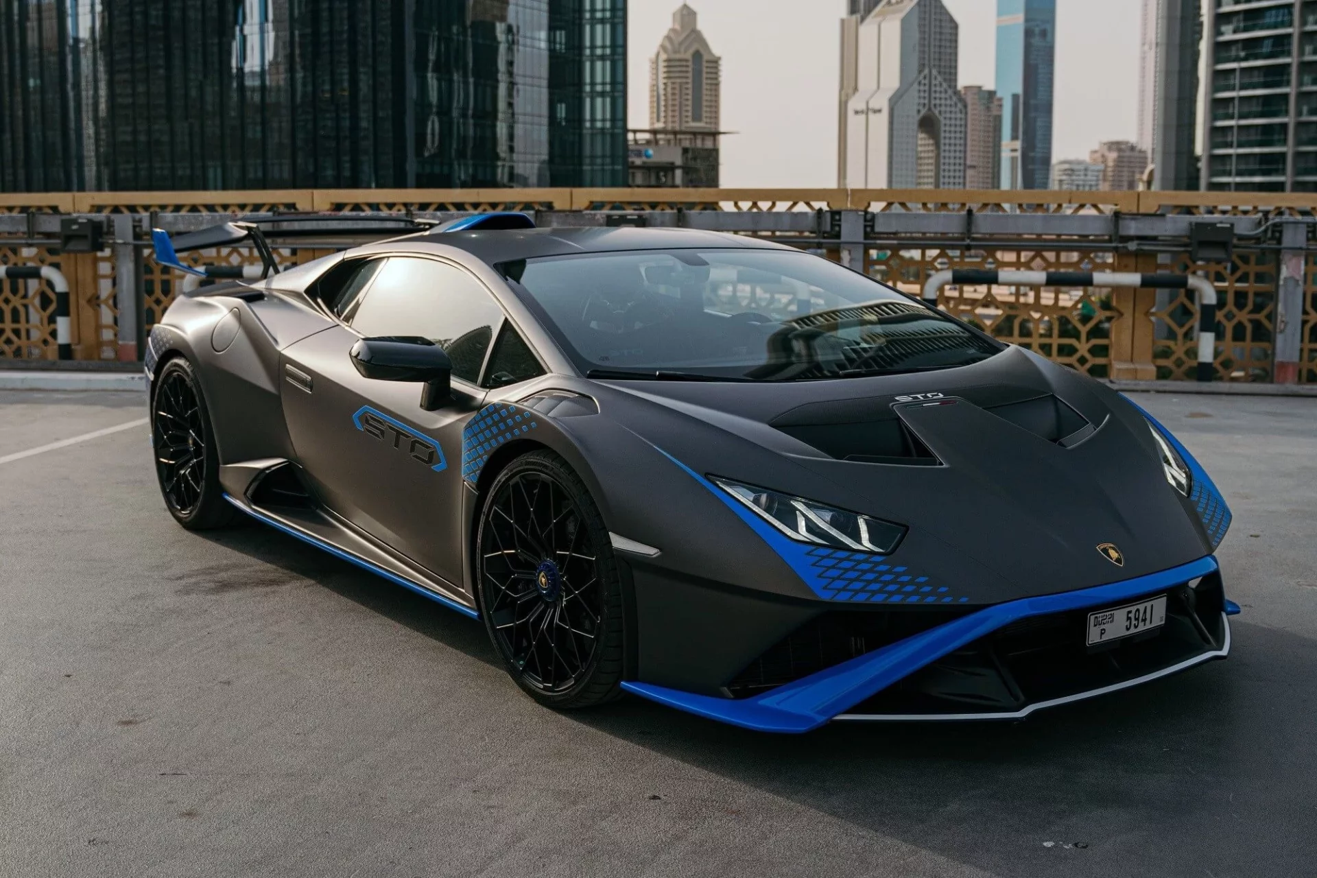 lamborghini-huracan-sto-black-matt-01
