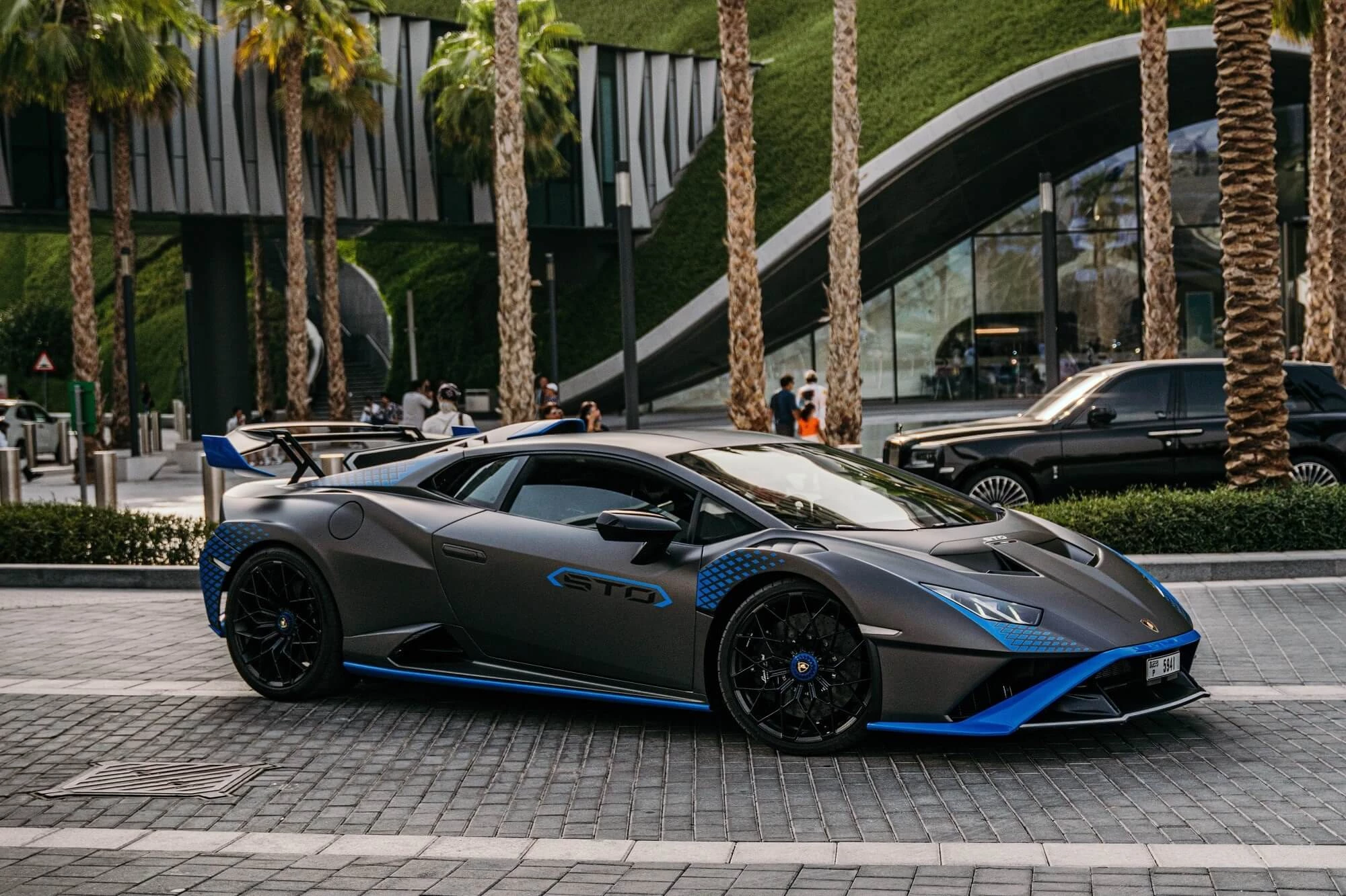 lamborghini-huracan-sto-black-matt-02