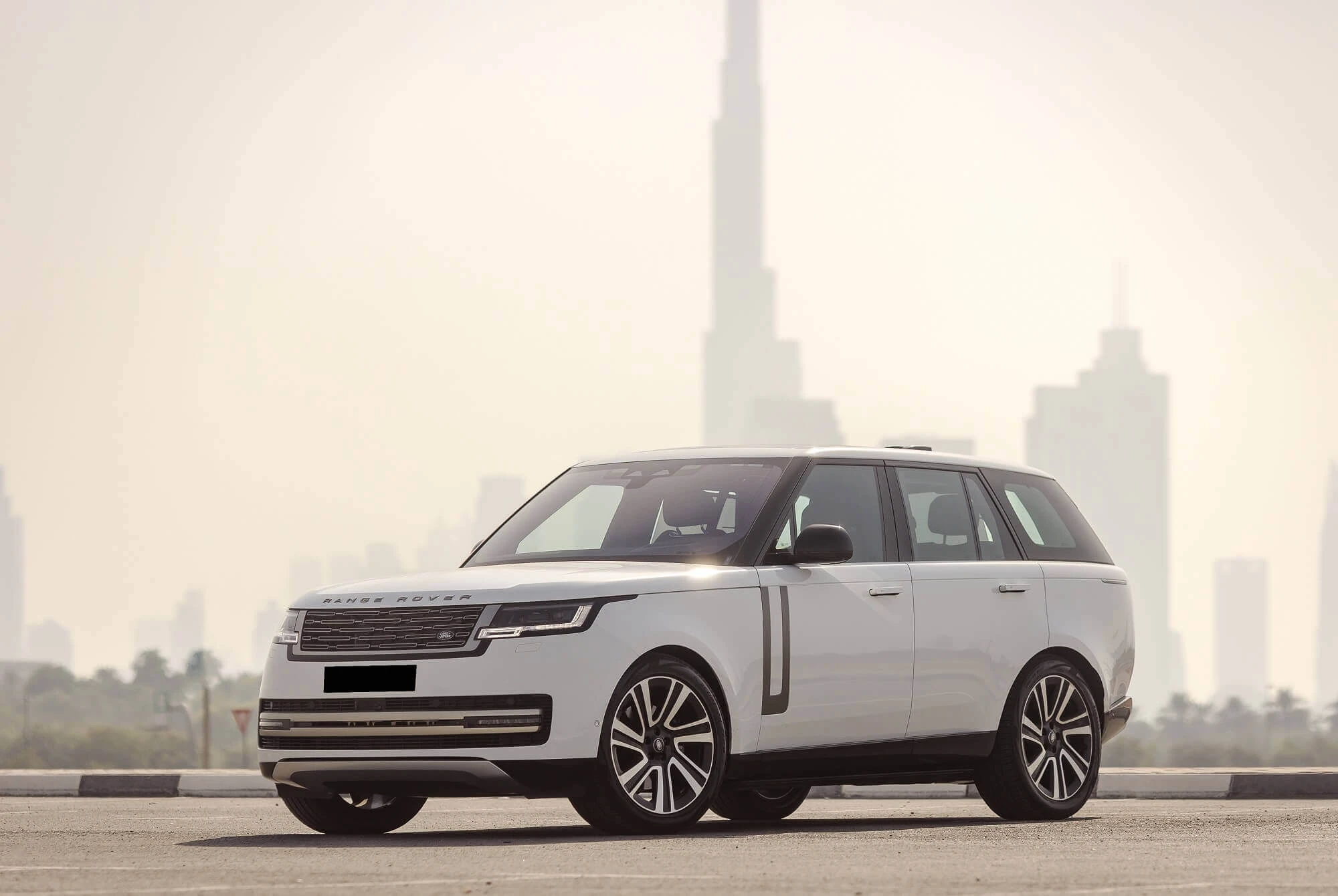 land-rover-range-rover-white-01