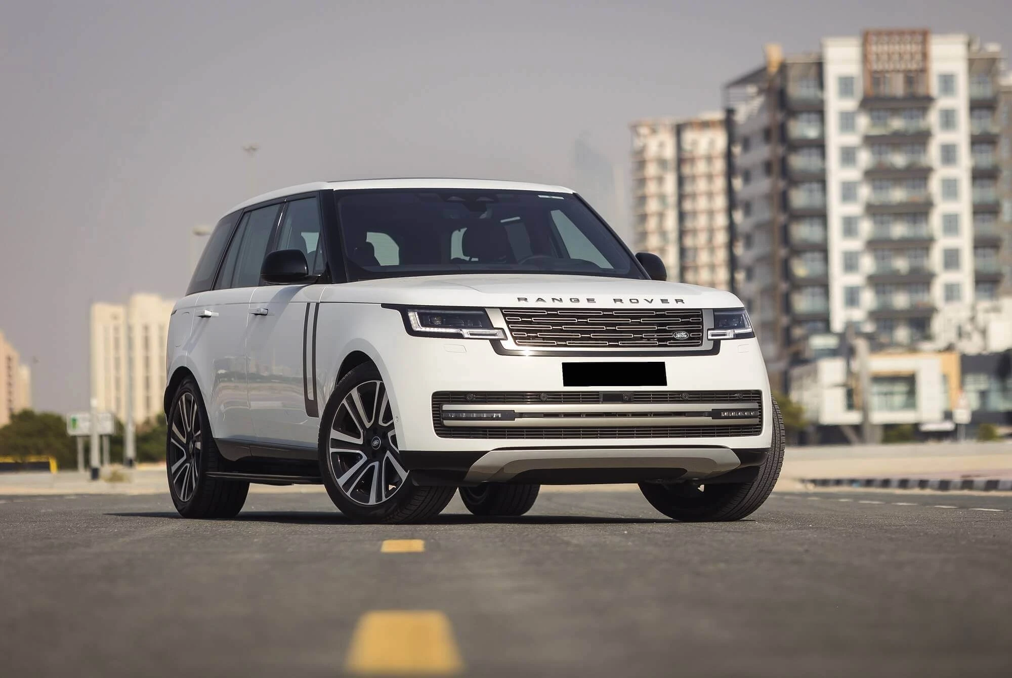 land-rover-range-rover-white-02