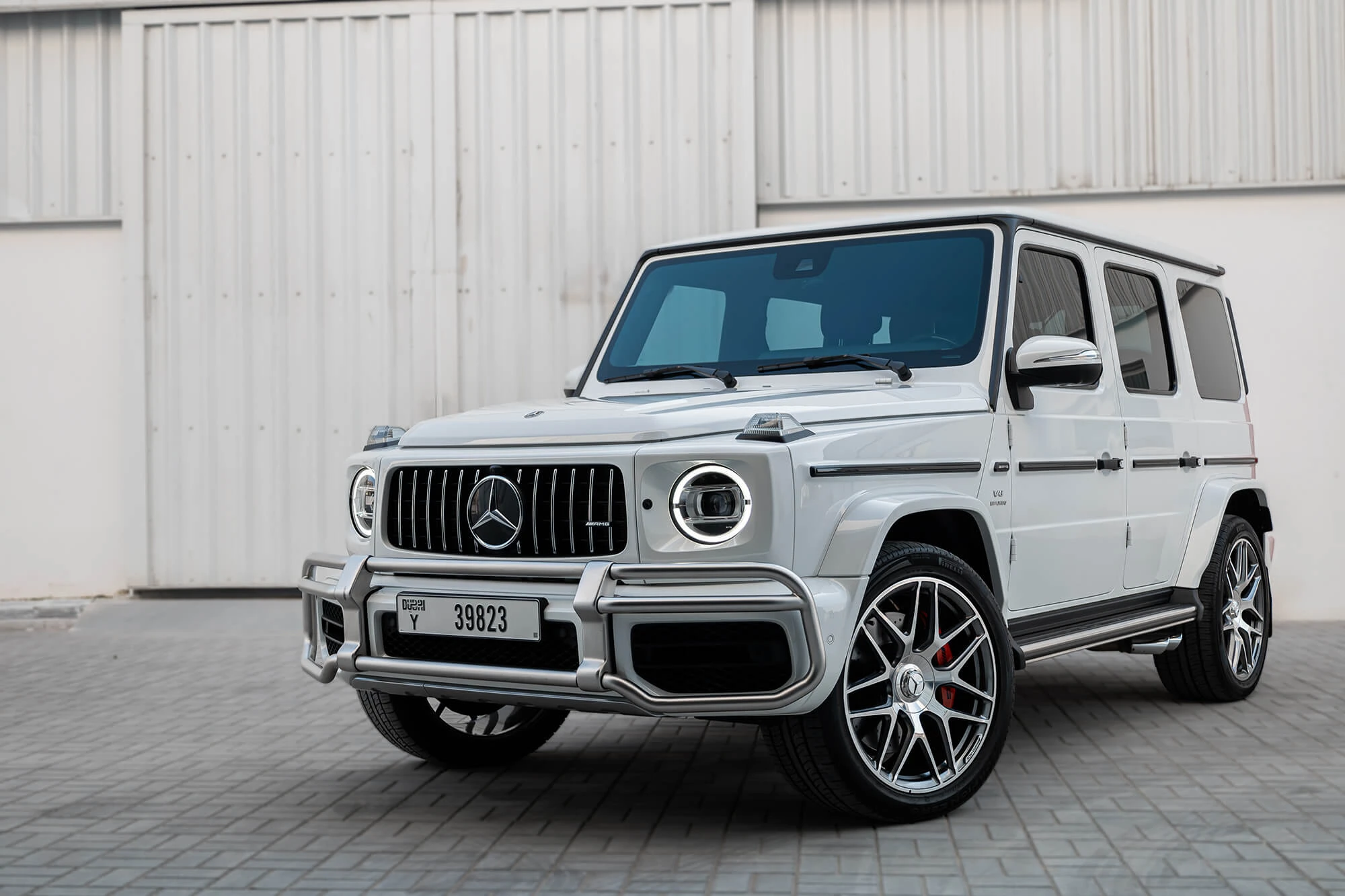 mercedes_benz_g63_amg_white_02