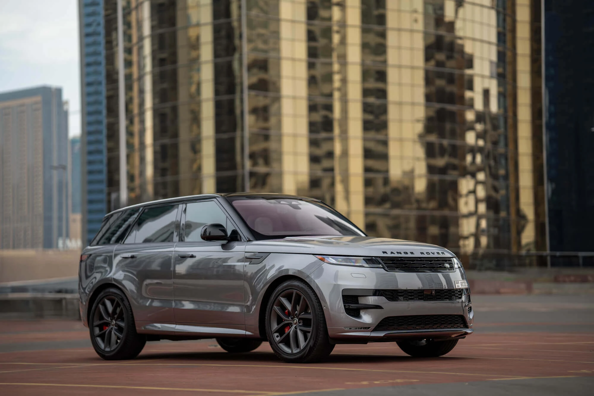 range-rover-sport-grey-02