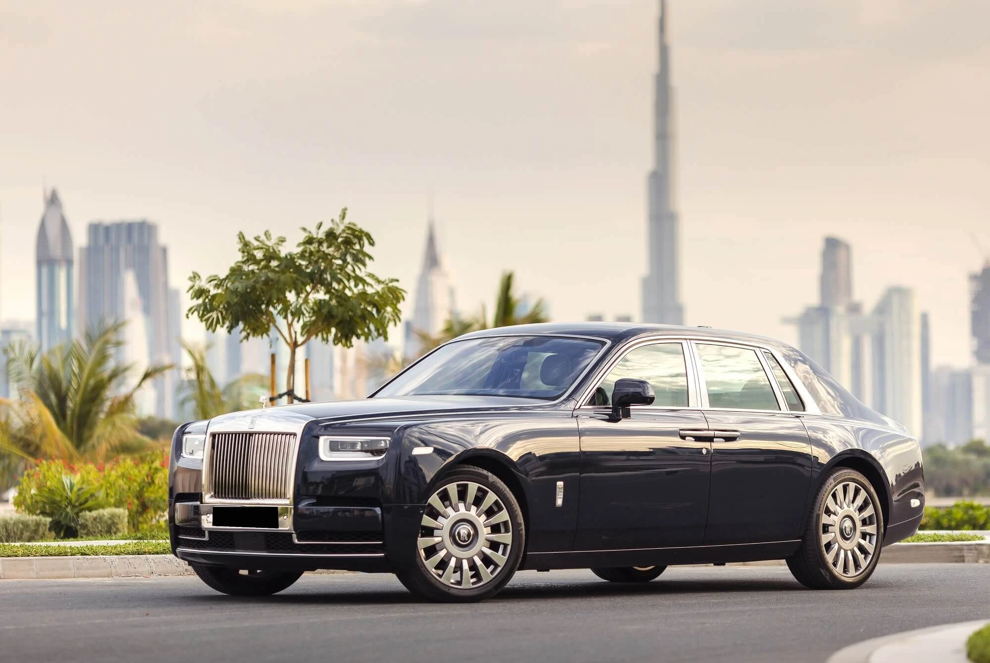 rolls-royce-phantom-blue-02