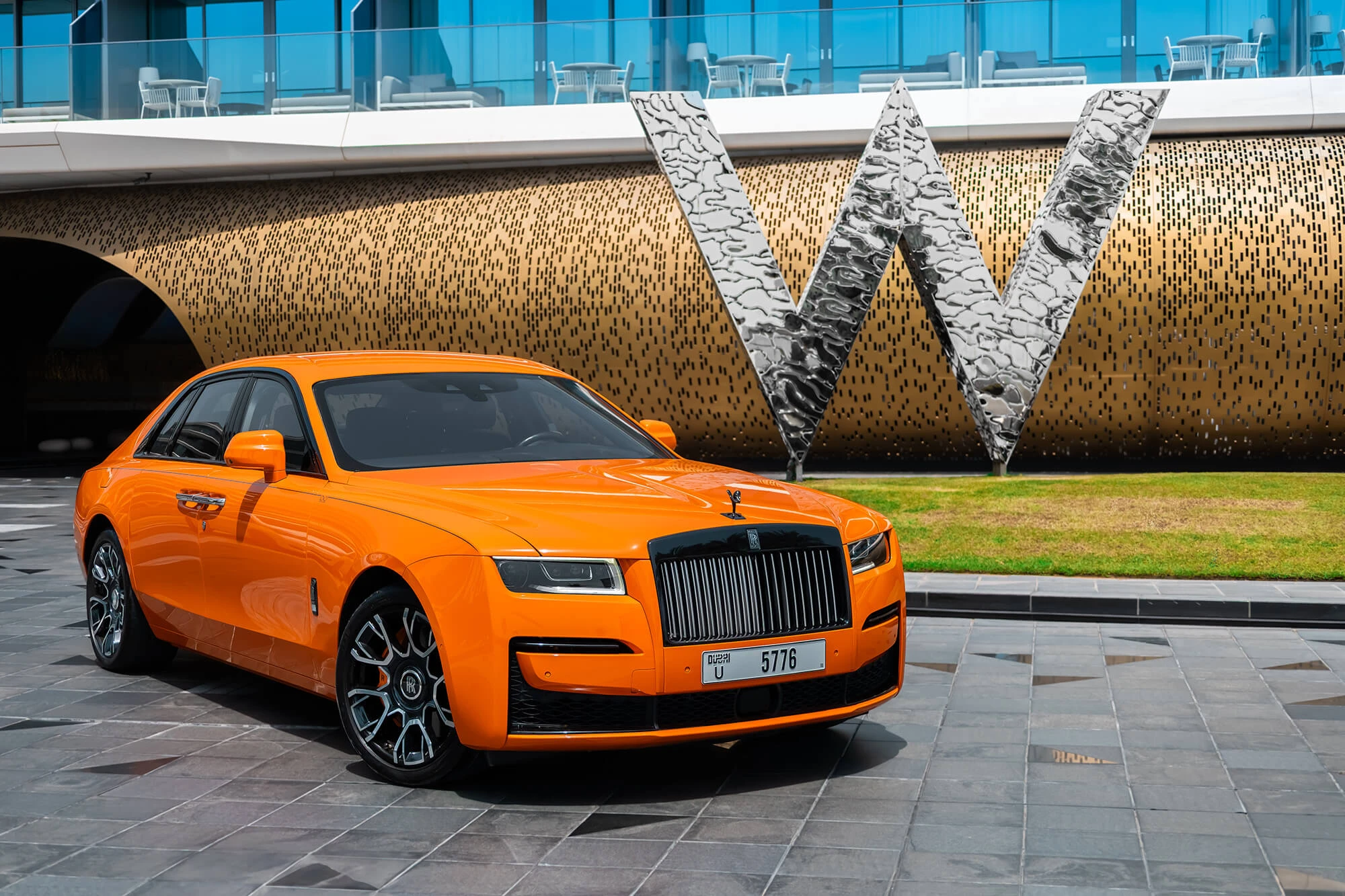 rolls_royce_ghost_orange_01