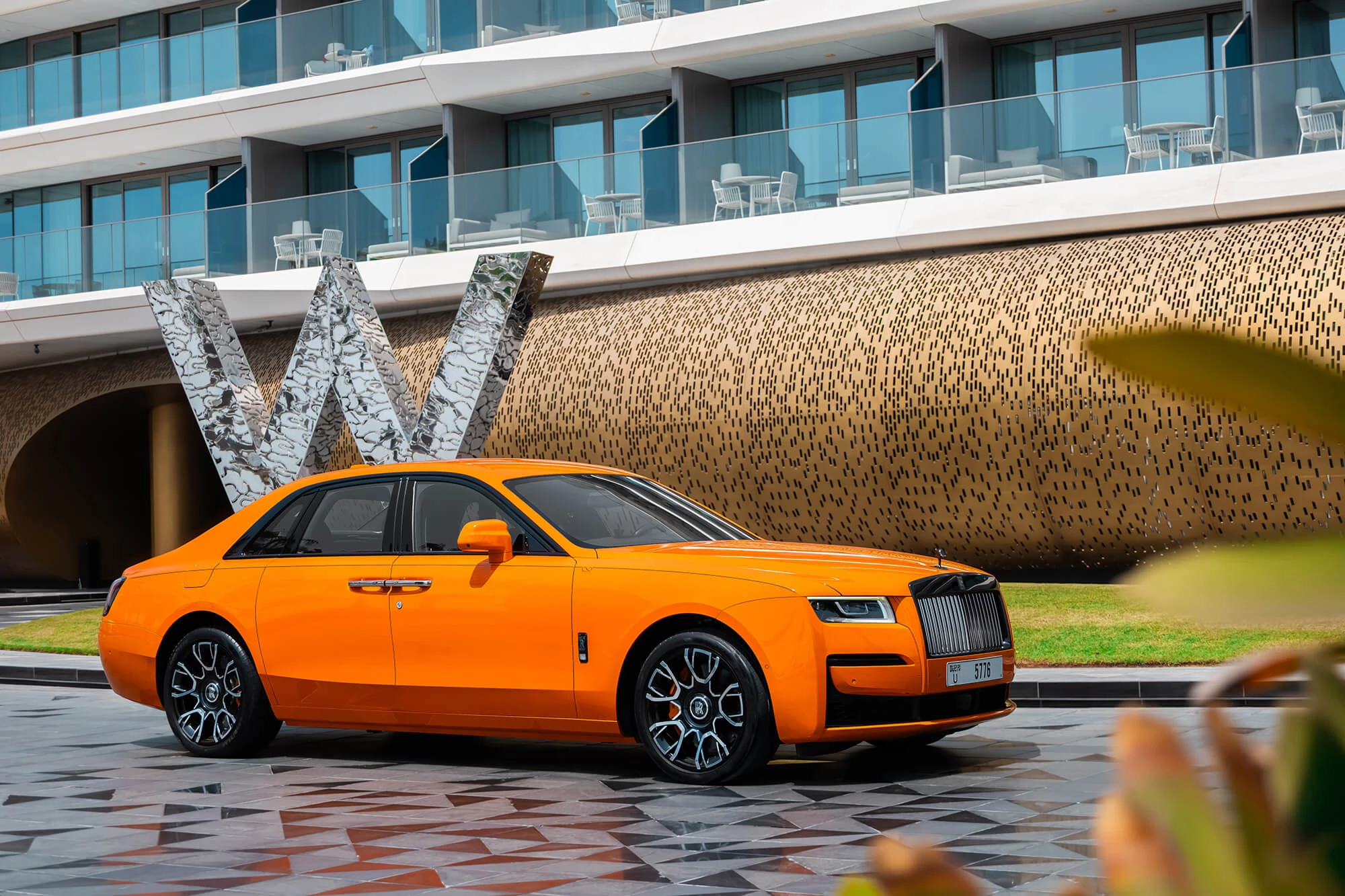 rolls_royce_ghost_orange_03